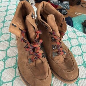 Crown Vintage Tan Suede Lace-Up Boots